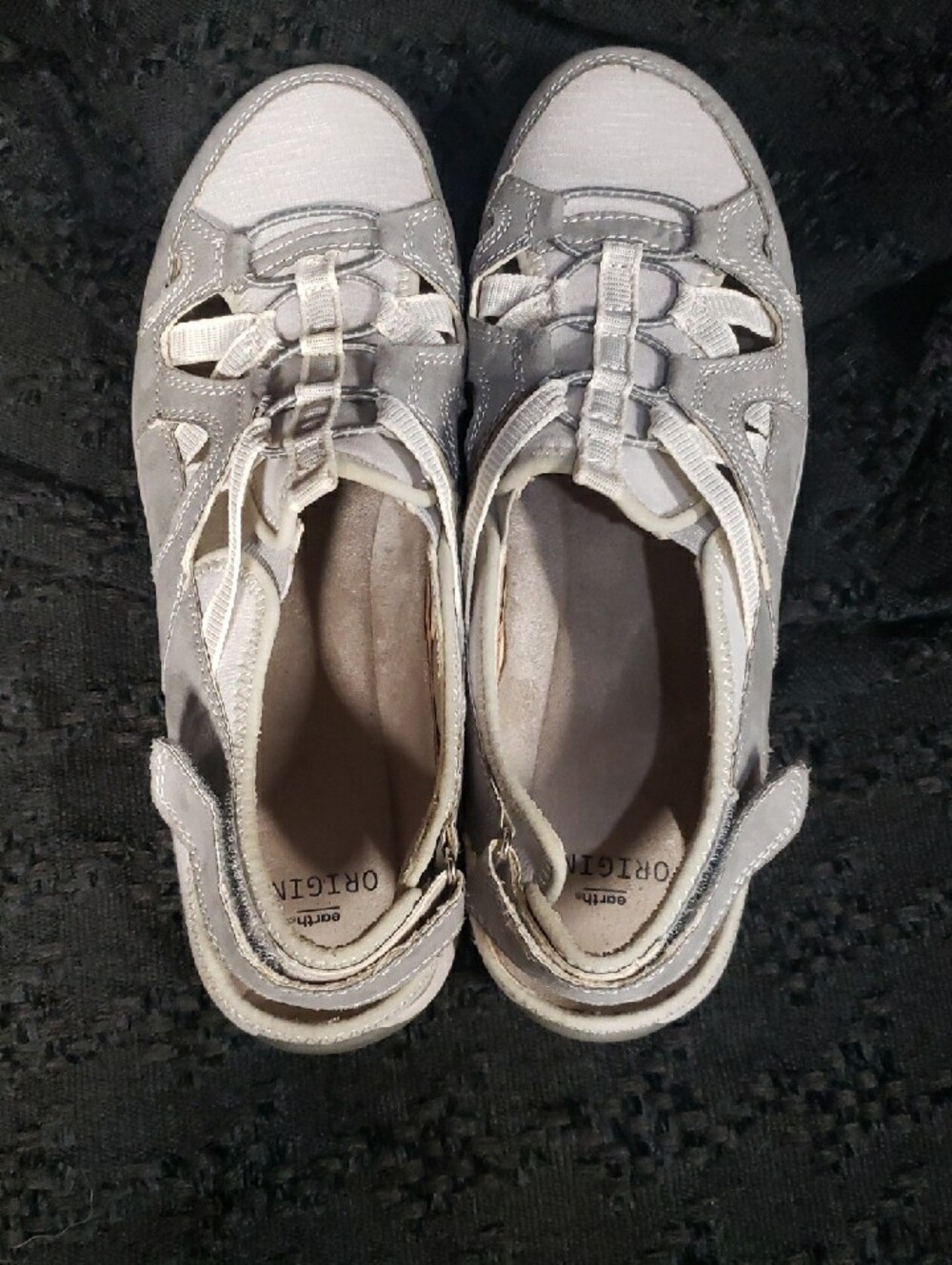 Origins Women's Gray Closed-Toe Casual Sandals - Picture 5 of 8
